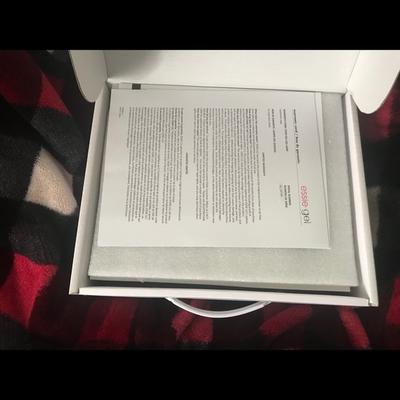 Essie LED gel light brand new in box bundle - Picture 4 of 6